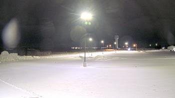 Weather camera view of Calcium Primary School.