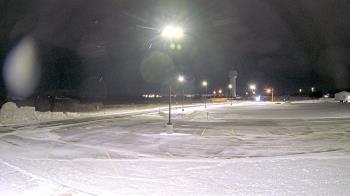 Weather camera view of Calcium Primary School.