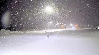 Weather camera view of Calcium Primary School.