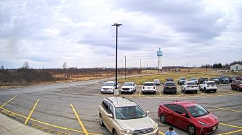 Weather camera view of Calcium Primary School.