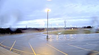 Weather camera view of Calcium Primary School.