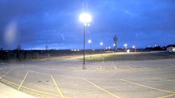 Weather camera view of Calcium Primary School.