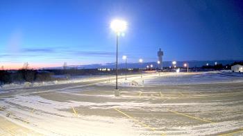 Weather camera view of Calcium Primary School.