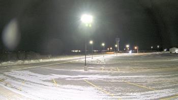 Weather camera view of Calcium Primary School.