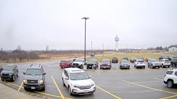 Weather camera view of Calcium Primary School.