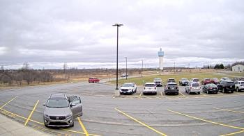 Weather camera view of Calcium Primary School.
