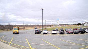 Weather camera view of Calcium Primary School.