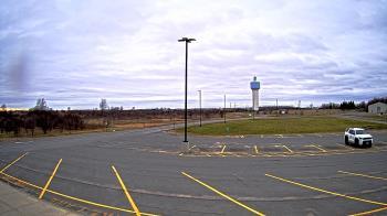Weather camera view of Calcium Primary School.