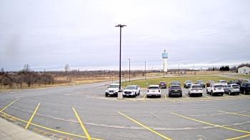 Weather camera view of Calcium Primary School.
