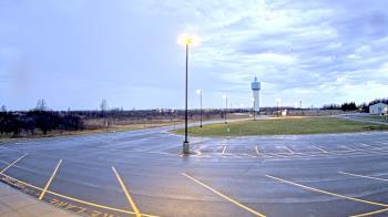 Weather camera view of Calcium Primary School.