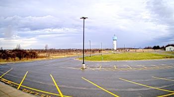 Weather camera view of Calcium Primary School.