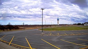 Weather camera view of Calcium Primary School.