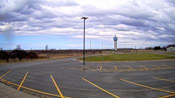 Weather camera view of Calcium Primary School.