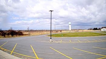 Weather camera view of Calcium Primary School.