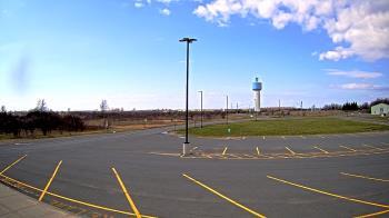 Weather camera view of Calcium Primary School.