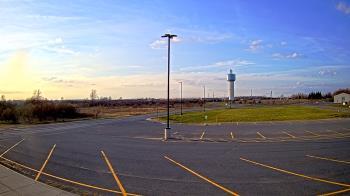Weather camera view of Calcium Primary School.