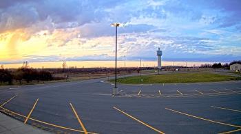 Weather camera view of Calcium Primary School.