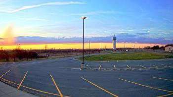 Weather camera view of Calcium Primary School.