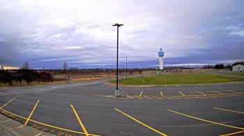 Weather camera view of Calcium Primary School.