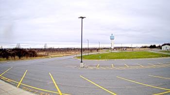 Weather camera view of Calcium Primary School.