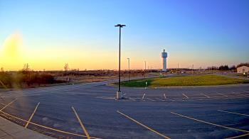 Weather camera view of Calcium Primary School.