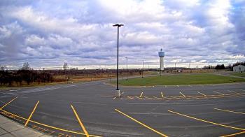 Weather camera view of Calcium Primary School.