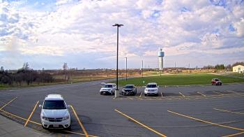 Weather camera view of Calcium Primary School.