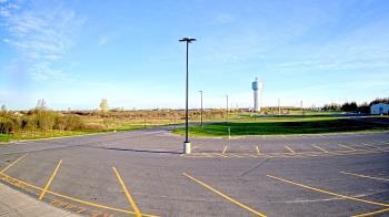 Weather camera view of Calcium Primary School.