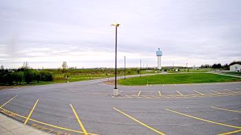 Weather camera view of Calcium Primary School.