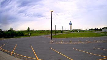 Weather camera view of Calcium Primary School.