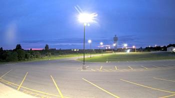 Weather camera view of Calcium Primary School.