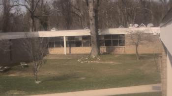 Weather camera view of Cold Spring Harbor HS.