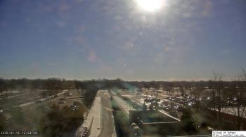 Weather camera view of College of DuPage.