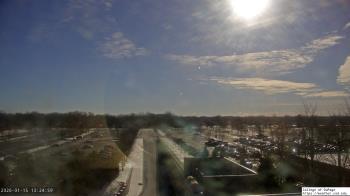 Weather camera view of College of DuPage.