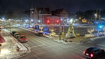 Weather camera view of City of Connersville.