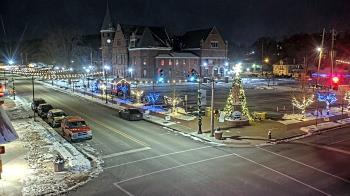 Weather camera view of City of Connersville.