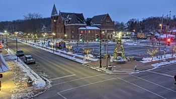 Weather camera view of City of Connersville.