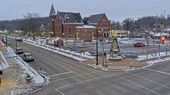 Weather camera view of City of Connersville.