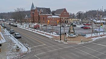 Weather camera view of City of Connersville.