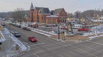 Weather camera view of City of Connersville.