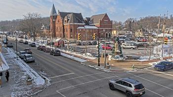 Weather camera view of City of Connersville.