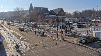 Weather camera view of City of Connersville.