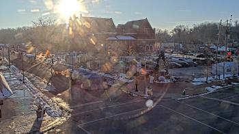 Weather camera view of City of Connersville.