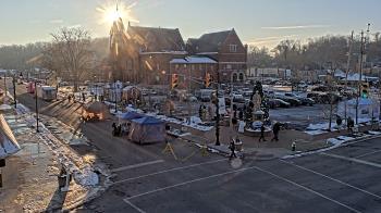 Weather camera view of City of Connersville.