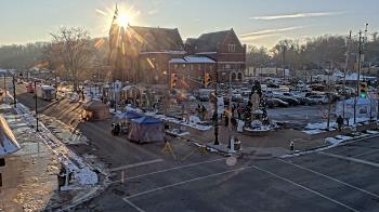 Weather camera view of City of Connersville.