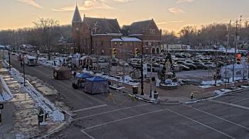 Weather camera view of City of Connersville.