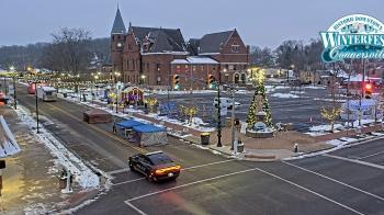 Weather camera view of City of Connersville.
