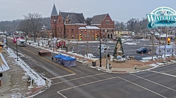 Weather camera view of City of Connersville.