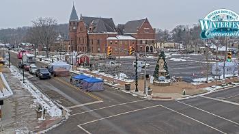 Weather camera view of City of Connersville.