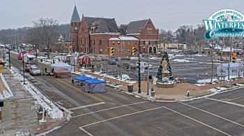 Weather camera view of City of Connersville.